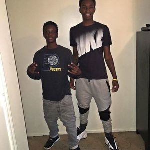 Meet your Posher, Enrique